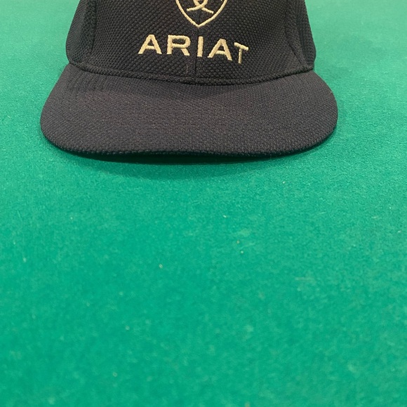 Ariat Navy Blue Cap with Logo Fitted - Picture 8 of 8